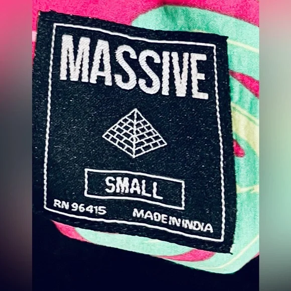 Massive Flamingo Hawaiian Shirt Size Small Pink Green Bright Button Up - Picture 8 of 13